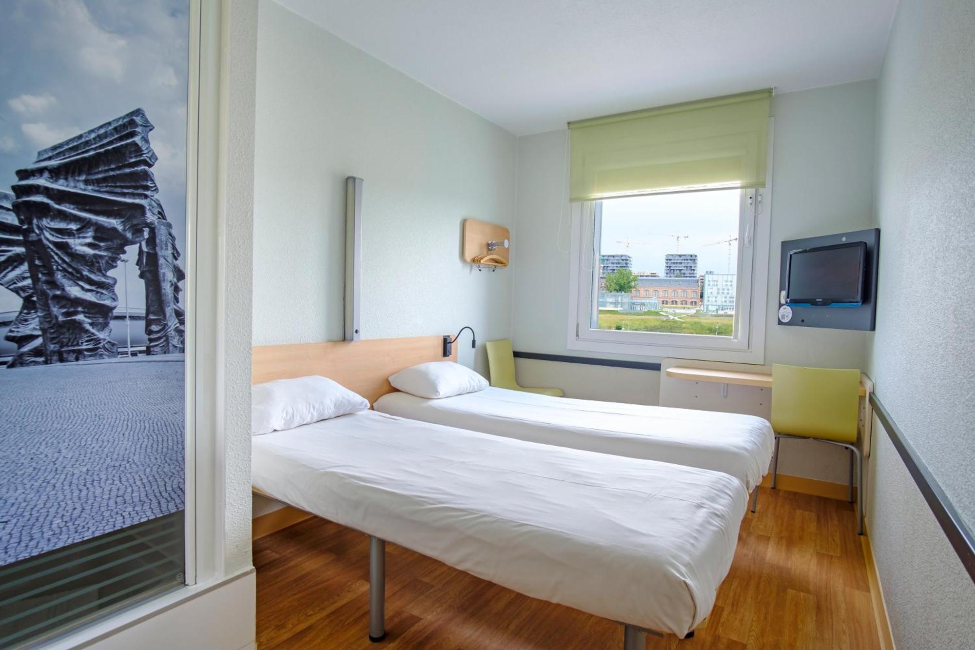 Ibis Budget Katowice Centrum Exterior photo